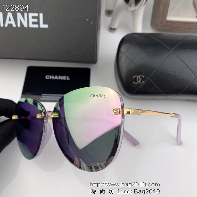 CHANEL香奈兒 2019新款 女士偏光彩膜太陽鏡 鏡框帶鑽 時尚方框太陽鏡 網紅潮款墨鏡 3687  lly1314